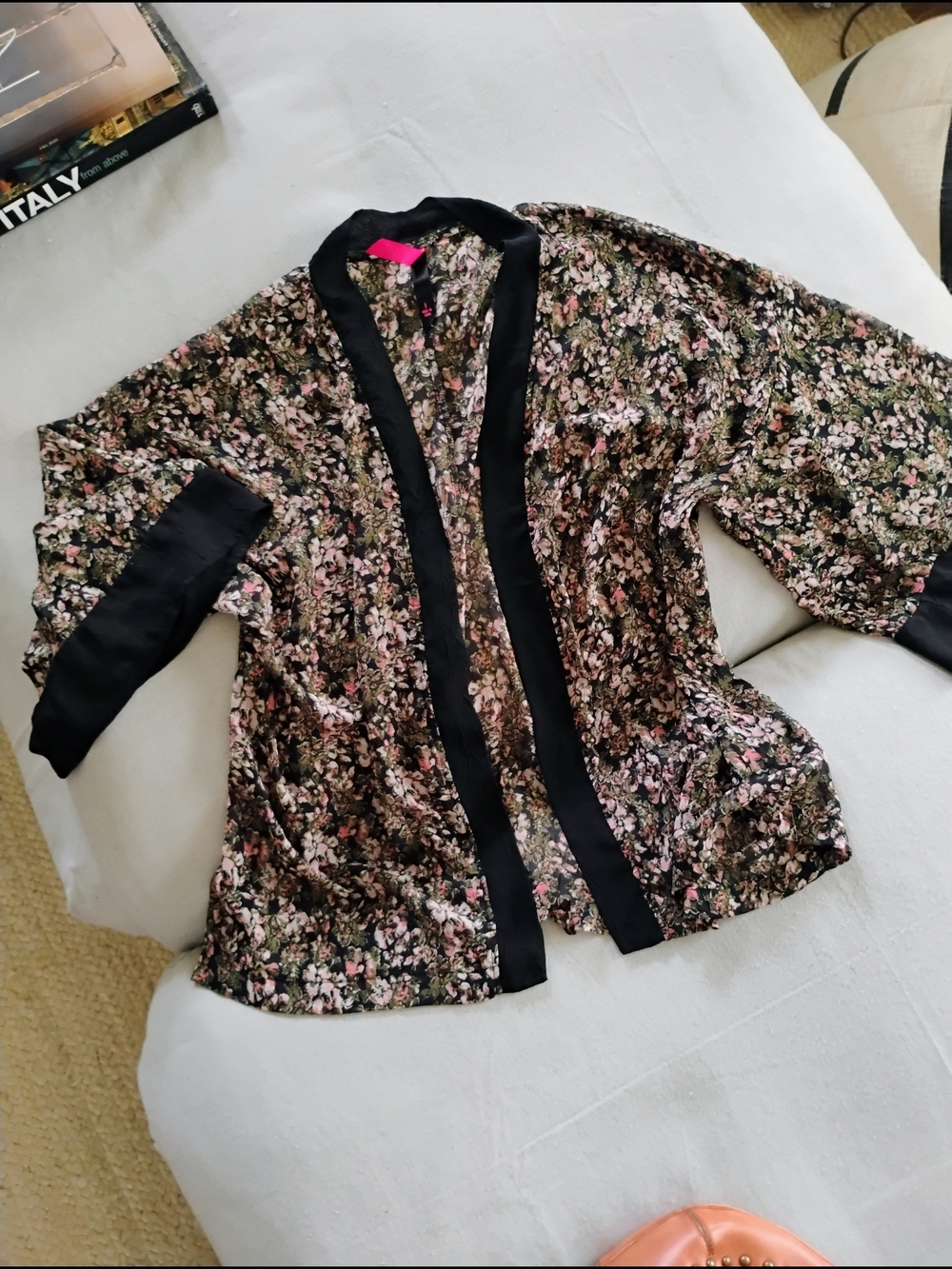 NEW Without Tags...Pure Energy Black Floral Satin Kimono Jacket